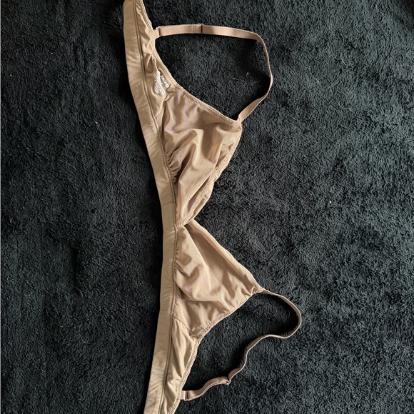 Skims Bralette - Picture 3 of 5